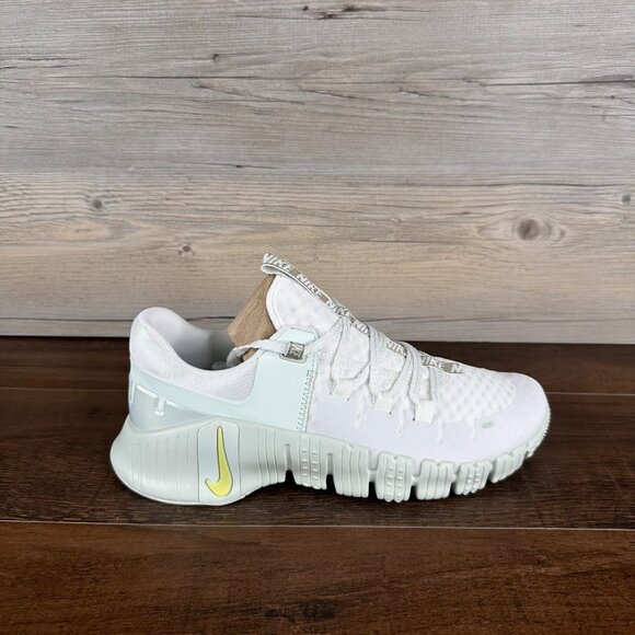 Nike Free Metcon 5 PRM Womes Size 8 Summit White Sea Glass FJ1548 100 - Picture 3 of 9